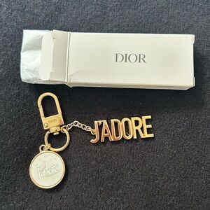 Dior - keychain J’adore